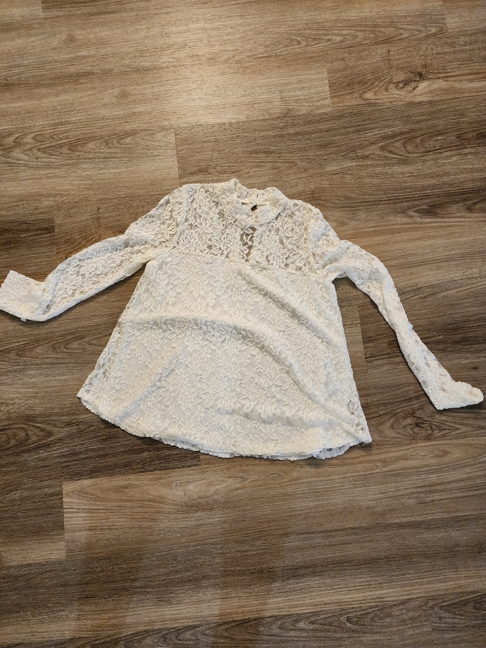 Abercrombie & Fitch Ivory Floral Lace Long-Sleeve Blouse
